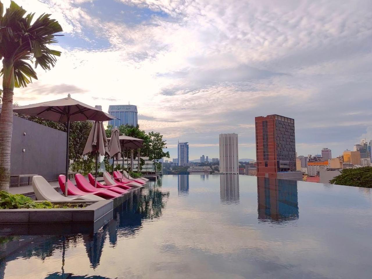 Astra At Opus Residences Куала-Лумпур Экстерьер фото