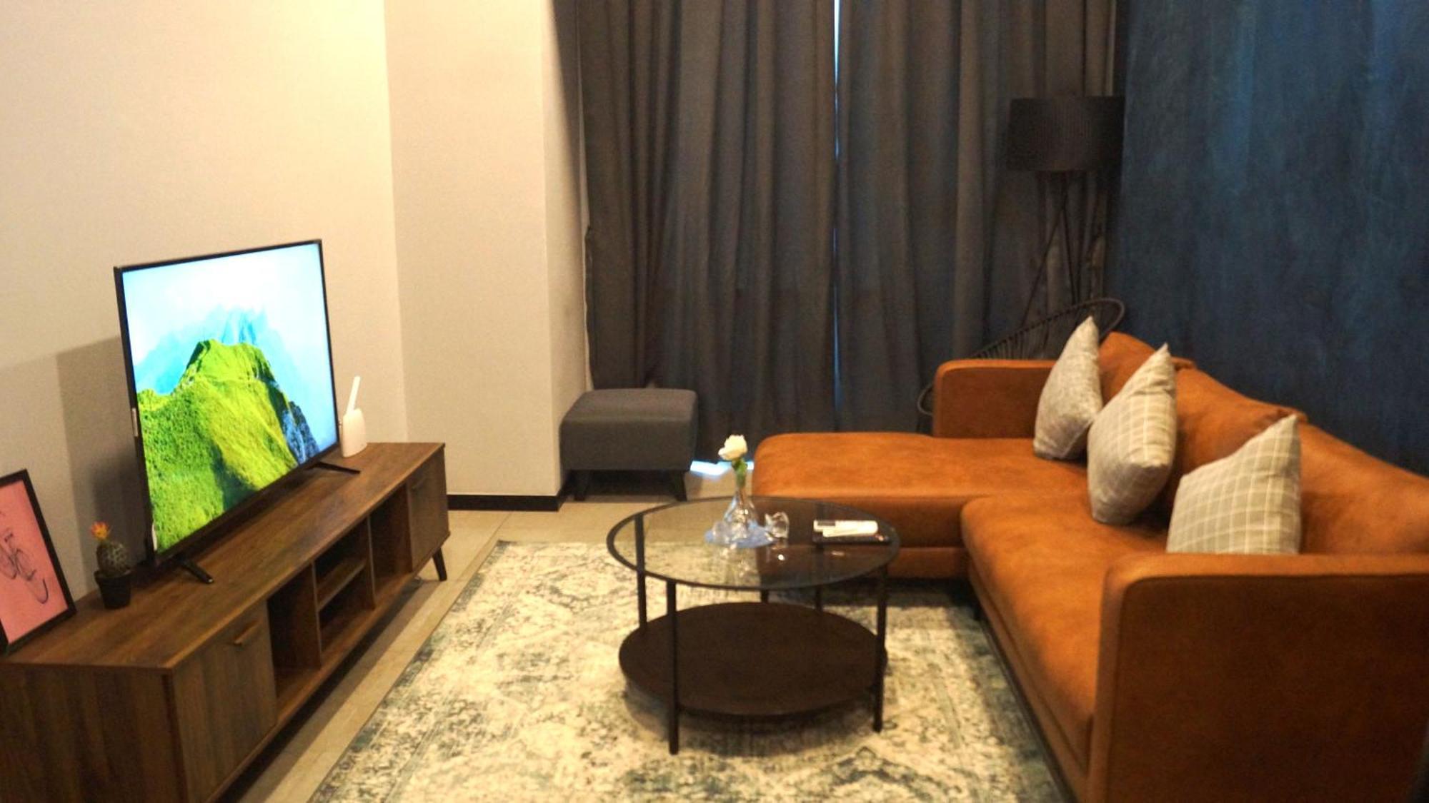 Astra At Opus Residences Куала-Лумпур Экстерьер фото